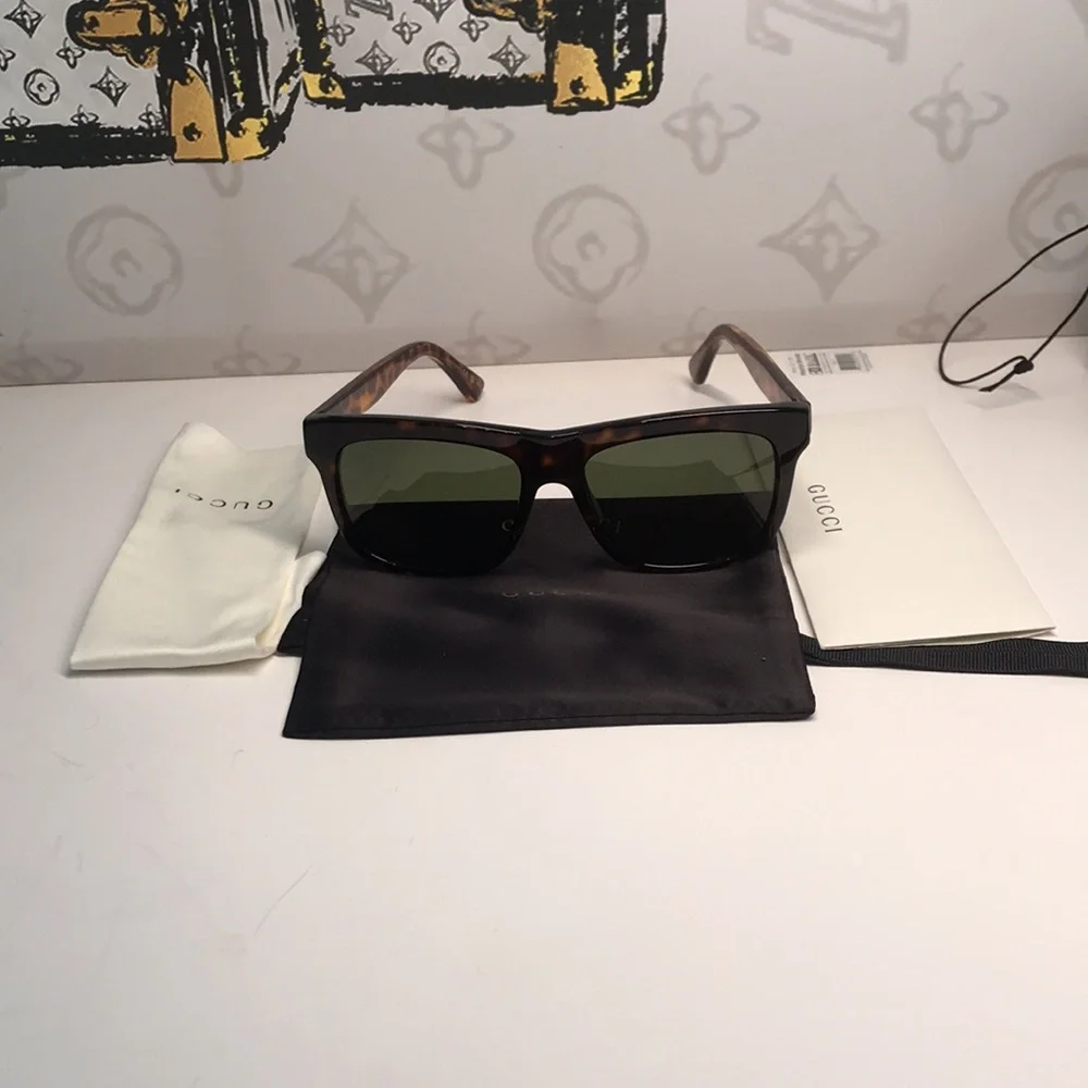 Gucci Tortoise Shell Sunglasses with Green Lenses GG0158SN 002